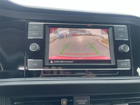 Used 2019 Volkswagen Jetta S w/ Driver Assistance Package image 12