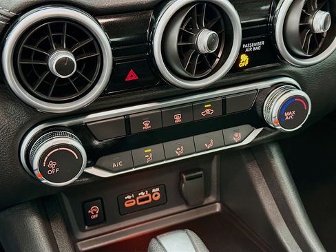 Used 2024 Nissan Sentra SV image 23