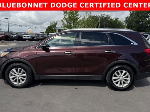 Used 2016 Kia Sorento FWD w/ LX Convenience Package image 8