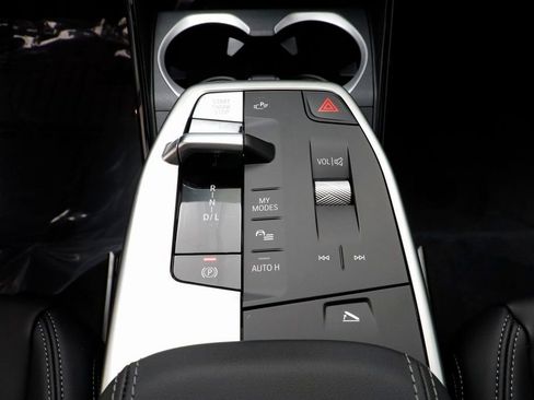 New 2026 BMW X1 xDrive28i image 13