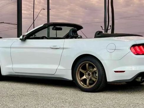 Used 2015 Ford Mustang Premium RWD image 4