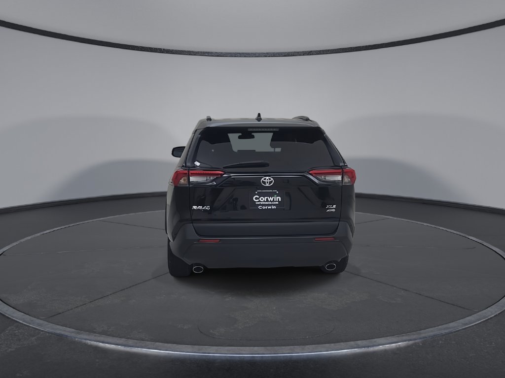 Used 2025 Toyota RAV4 XLE AWD/4WD image 13