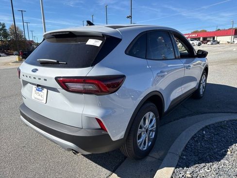 New 2026 Ford Escape Active image 11