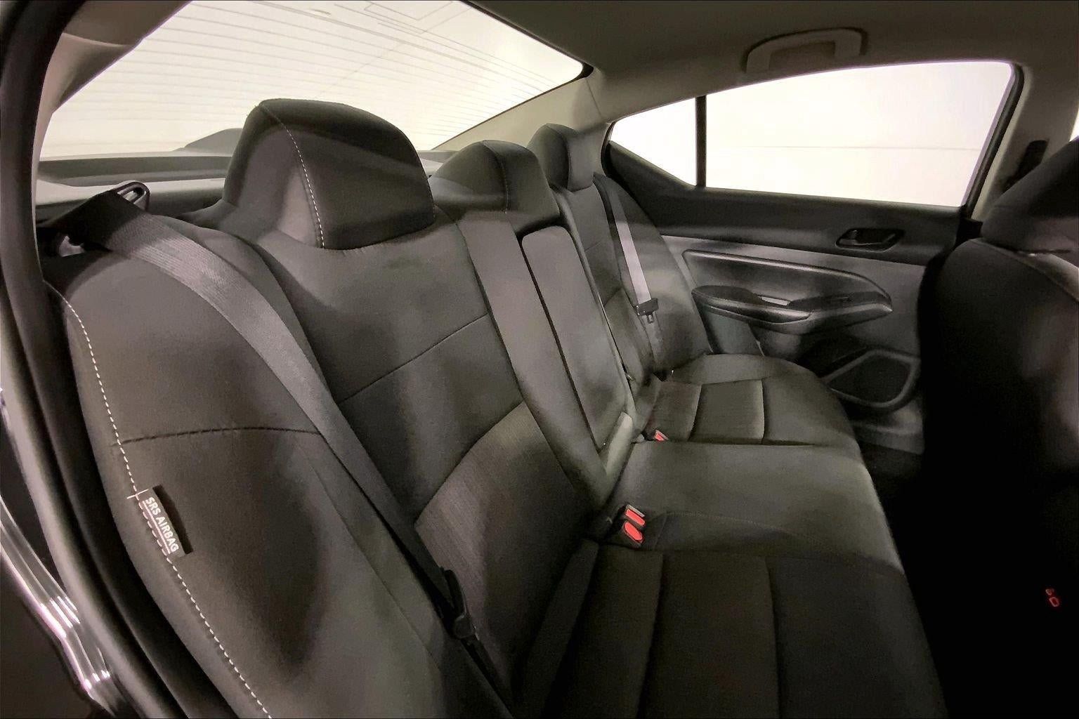 Used 2025 Nissan Altima 2.5 SV FWD image 23