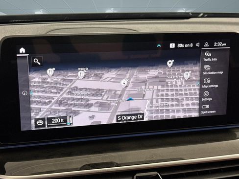 Used 2023 BMW 530e w/ Premium Package image 25