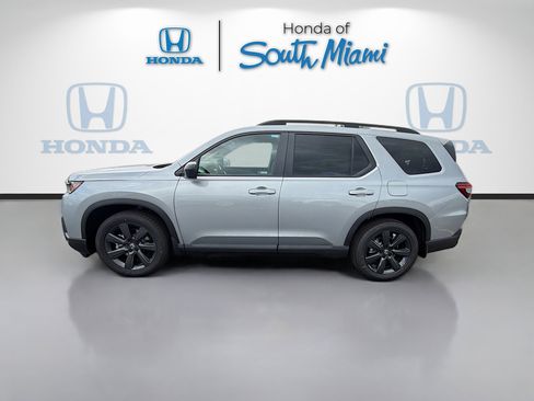 New 2026 Honda Pilot Sport image 4