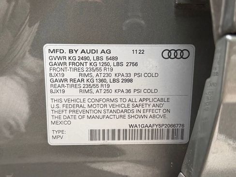 Used 2023 Audi Q5 2.0T Premium w/ Convenience Package AWD/4WD image 56