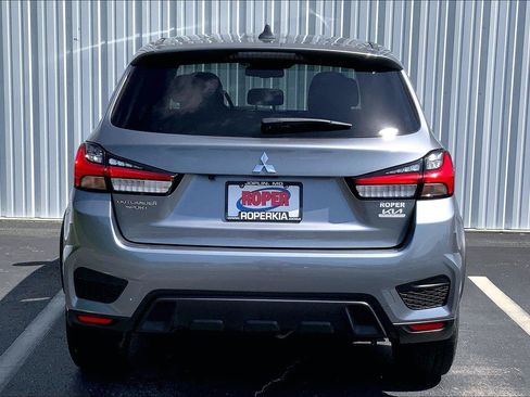 Used 2025 Mitsubishi Outlander Sport ES AWD/4WD image 4
