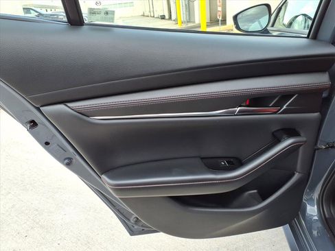 Used 2024 MAZDA MAZDA3 s image 14