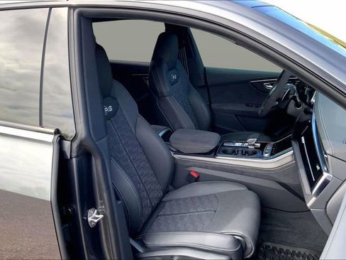 Used 2026 Audi RS Q8 performance image 7