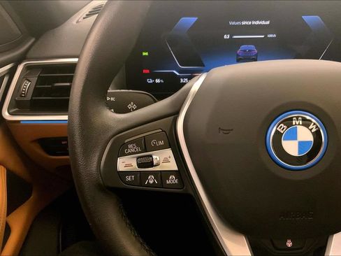 Certified 2023 BMW i4 eDrive35 RWD image 18