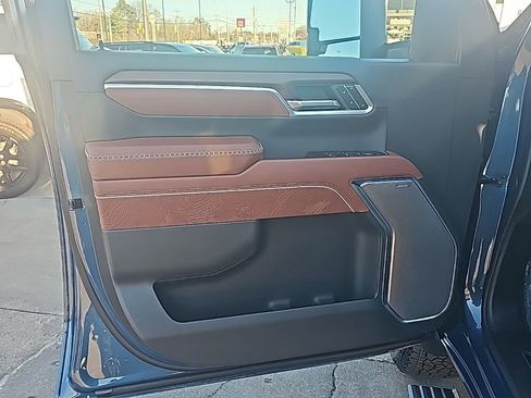 New 2026 GMC Sierra 2500 Denali Ultimate w/ Max Trailering Package image 11