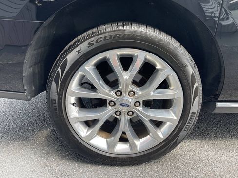 Used 2018 Ford Expedition Max Limited w/ Equipment Group 302A AWD/4WD image 12