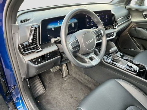 Certified 2025 Kia Sportage X-Pro Prestige image 8