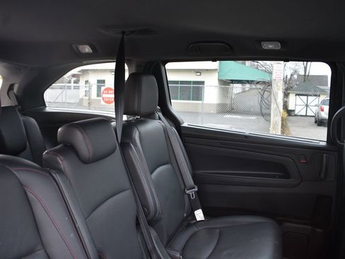 Used 2023 Honda Odyssey Sport image 24