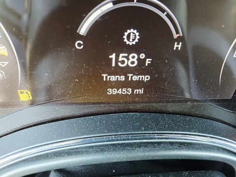 Certified 2022 Jeep Grand Cherokee Laredo X AWD/4WD image 22