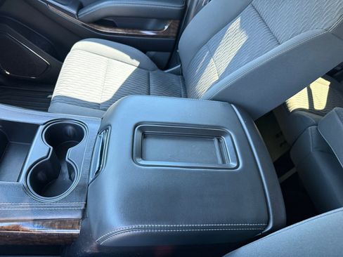 Used 2017 Chevrolet Tahoe LS w/ Enhanced Driver Alert Package RWD image 14