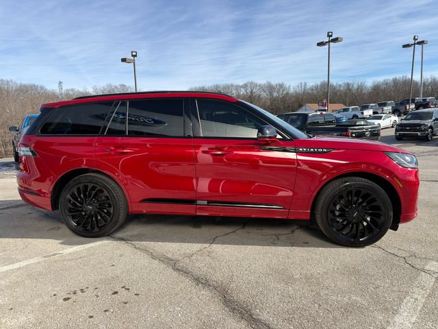 Used 2025 Lincoln Aviator Reserve w/ Equipment Group 201A AWD/4WD image 8