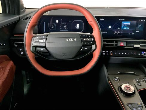 New 2026 Kia Sportage SX Prestige AWD/4WD image 13
