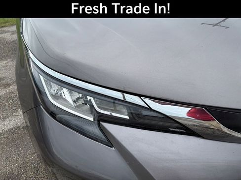 Used 2022 Toyota Sienna LE FWD image 5