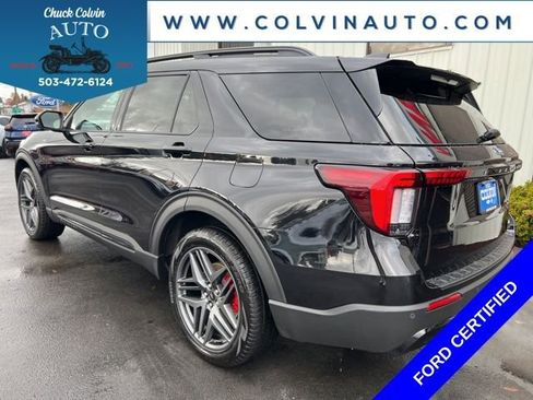 Certified 2025 Ford Explorer ST-Line w/ ST-Line Street Pack image 11