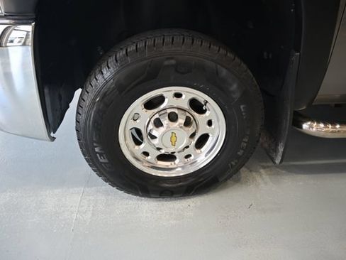 Used 2007 Chevrolet Silverado 2500 LTZ w/ EZ-Lift Tailgate Package AWD/4WD image 28