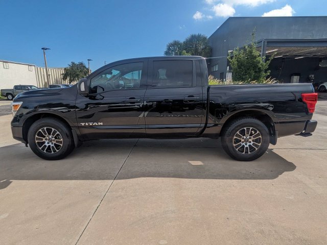 Used 2024 Nissan Titan SV w/ SV Convenience Package RWD image 8