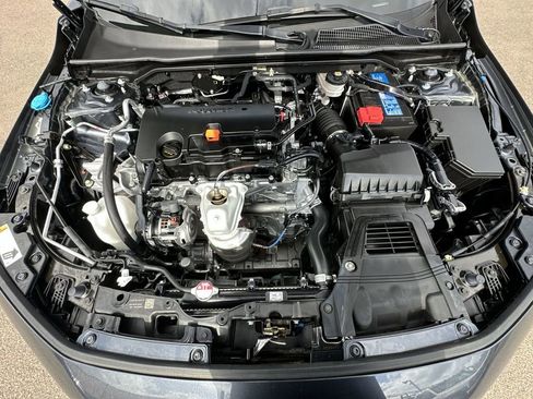 Used 2024 Honda Civic Sport image 36