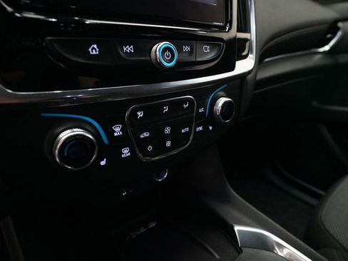 Used 2023 Chevrolet Traverse LT w/ LPO, Floor Liner Package image 21