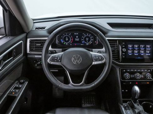 Used 2023 Volkswagen Atlas SE image 20