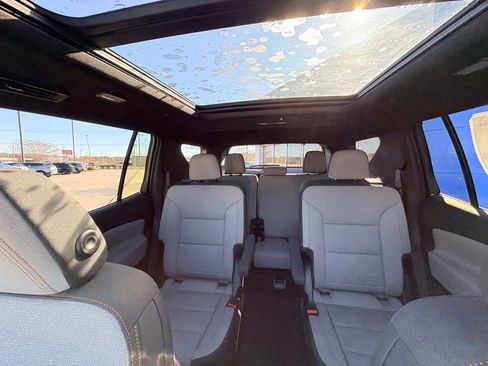 New 2026 Chevrolet Traverse LT w/ Sun and Wheel Package FWD image 31