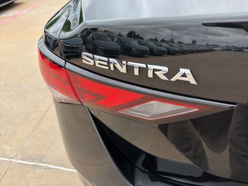 Used 2024 Nissan Sentra SV FWD image 10