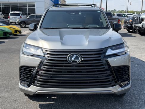 Used 2026 Lexus LX 700h Luxury w/ Appearance Package AWD/4WD image 3