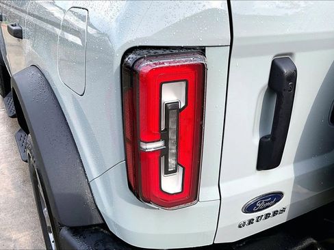 Used 2024 Ford Bronco Big Bend image 40