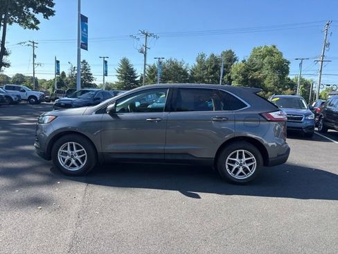 Used 2022 Ford Edge SEL w/ Convenience Package AWD/4WD image 4