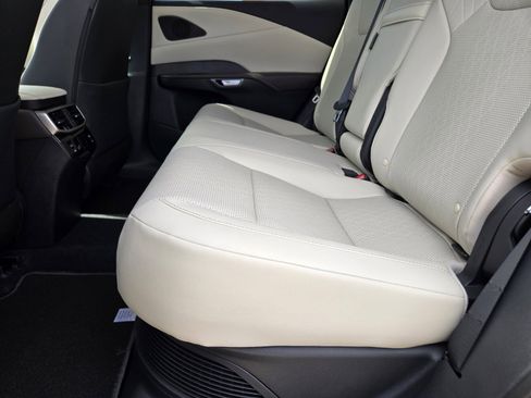 New 2026 Lexus RX 350h AWD/4WD image 8
