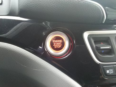 Used 2019 Honda Pilot Touring image 21