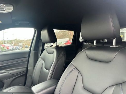 New 2026 Jeep Compass Limited AWD/4WD image 12