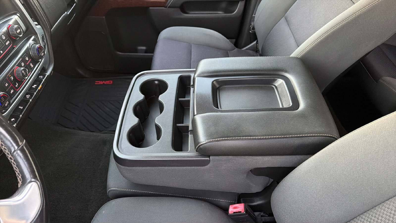 Used 2014 GMC Sierra 1500 SLE w/ SLE Value Package AWD/4WD image 18