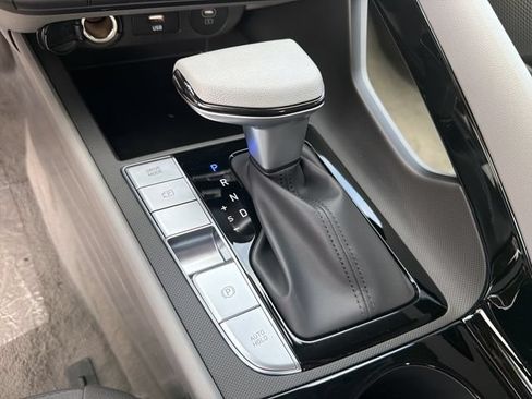 New 2026 Hyundai Elantra Hybrid FWD image 33