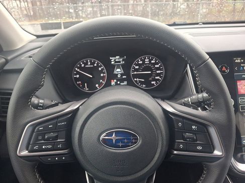 Certified 2025 Subaru Outback Premium image 17