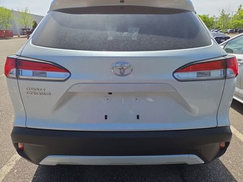 Used 2025 Toyota Corolla Cross L image 4