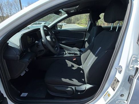 New 2026 Hyundai Elantra Sport image 9