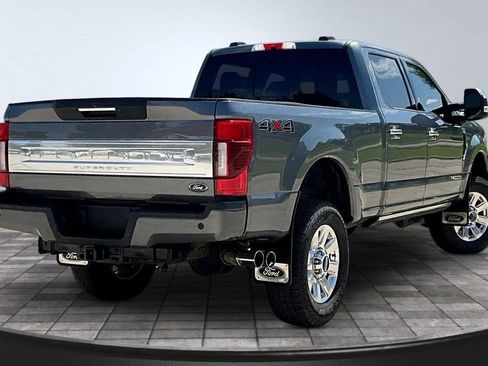 Used 2022 Ford F250 Platinum AWD/4WD image 6