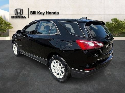 Used 2019 Chevrolet Equinox LS FWD image 9