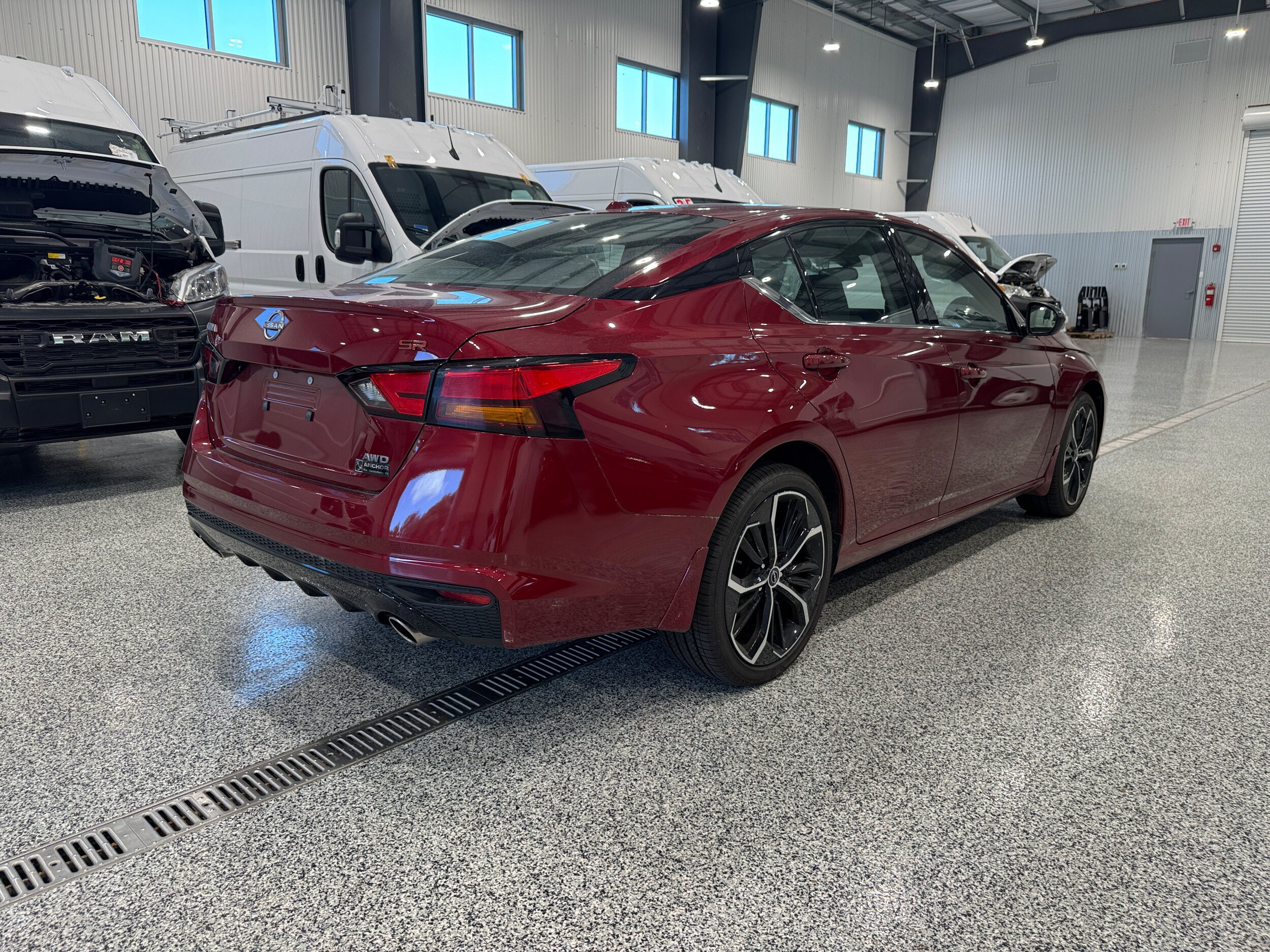 Used 2024 Nissan Altima 2.5 SR w/ SR Premium Package AWD/4WD image 5