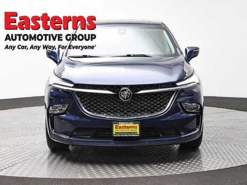 Used 2022 Buick Enclave Avenir w/ Avenir Technology Package AWD/4WD image 2
