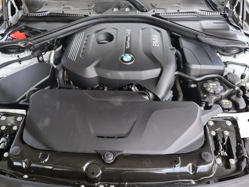 Used 2017 BMW 330i xDrive Sedan AWD/4WD image 40