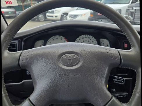 Used 2001 Toyota Tacoma S-Runner image 17