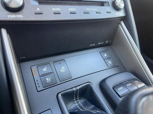 Used 2019 Lexus IS 300 F Sport w/ F Sport Package RWD image 31